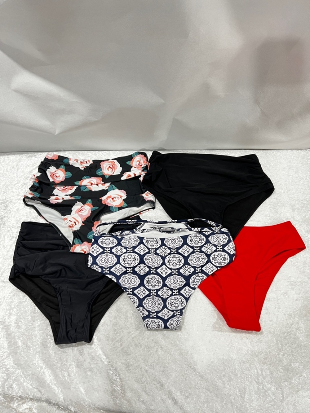 Lot Bundle Swimwear 5-Pc. Bikini Bottom Bathing-Suit Size Medium Multicolor